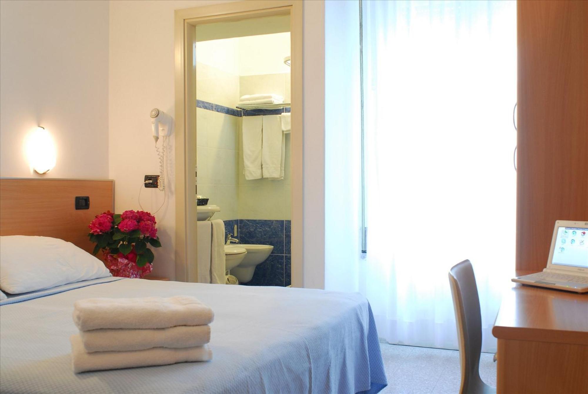 Hotel Veliero ริมินี ภายนอก รูปภาพ